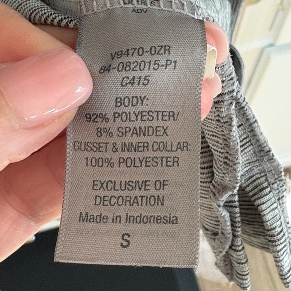 Champion Duo Dry Mens Size Small Black Gray Striped 1/4 Zip Shirt - Picture 4 of 7